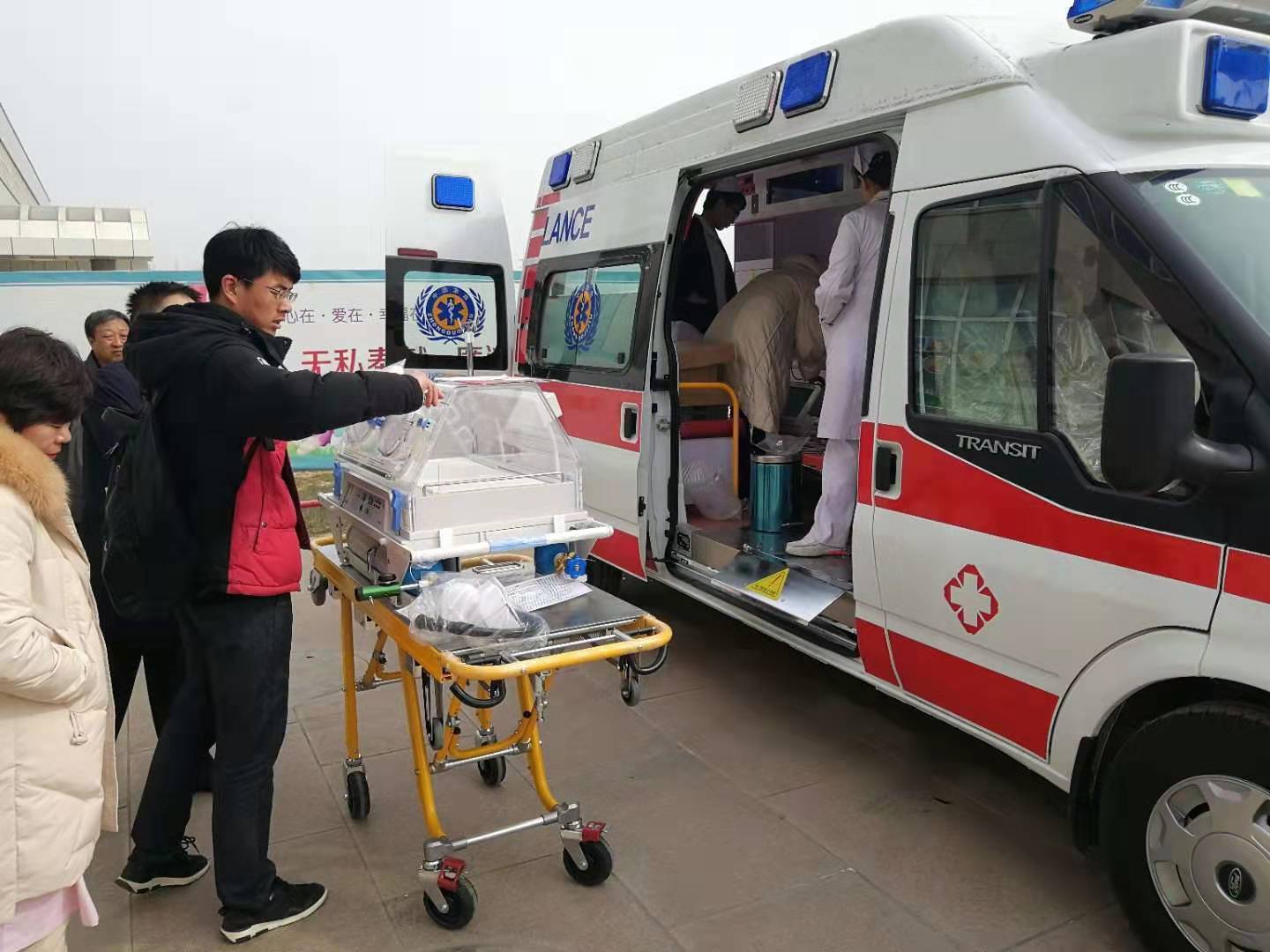 铜鼓县救护车转院